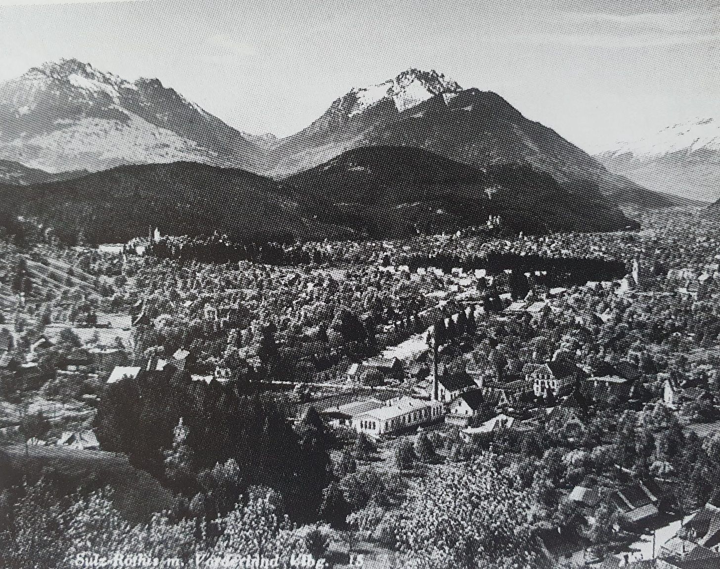 Sulz-Röthis mit der Fabrik Fries um 1960. Foto Gemeindearchiv Sulz