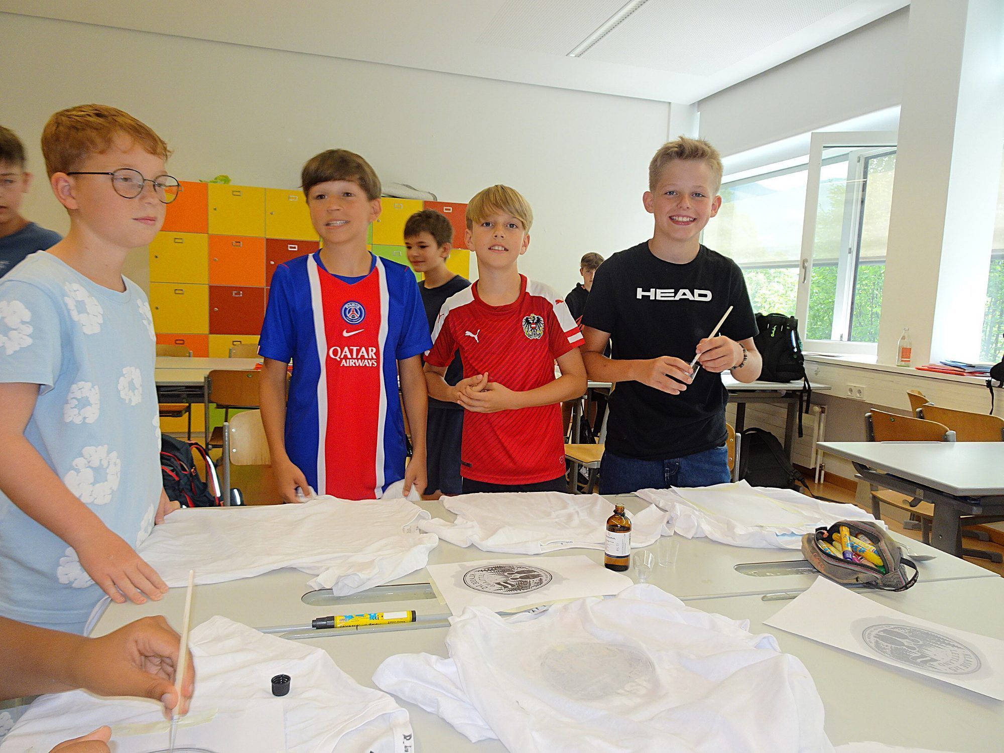 Die Schüler der 1r5 widmeten sich sehr kreativ dem EU-Land Lettland. 