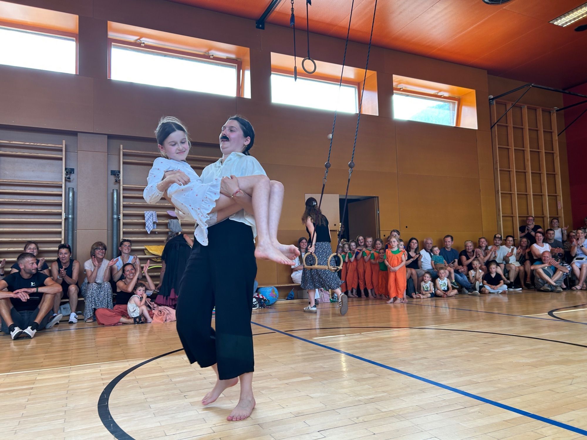 Impressionen der Tanzaufführung der Kleinsten der Musikschule Montafon (Bildergalerie)