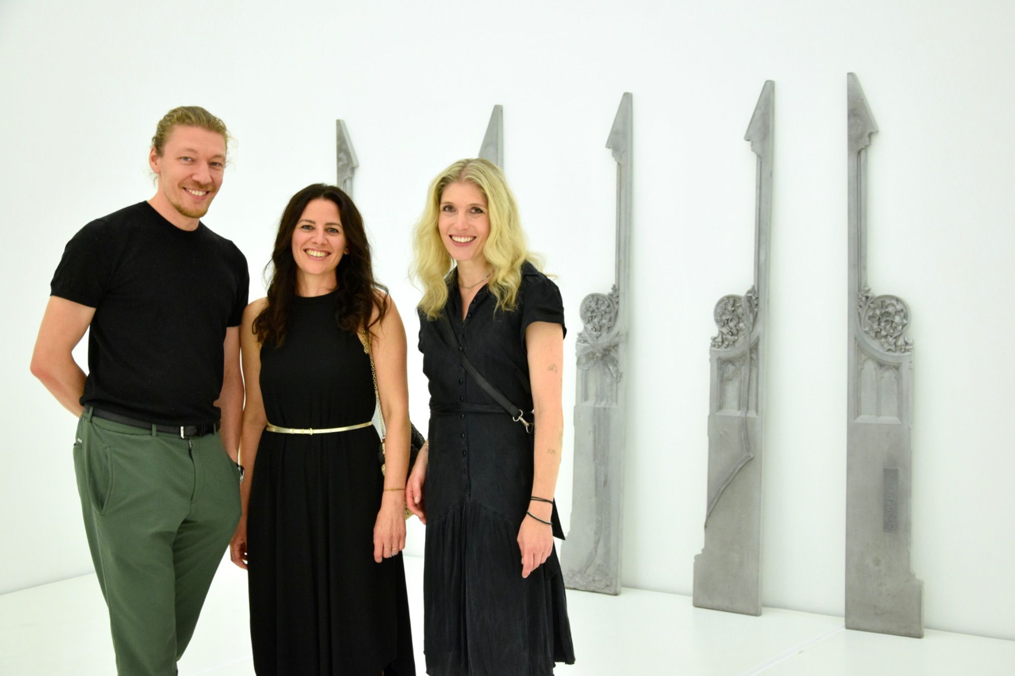 Nikola Bartenbach (Sparkasse), Kulturamtsleiterin Daniela Beck und allerArt-GF Jasmine Türk