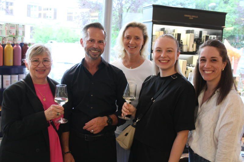 Melanie Fischer (r.), Gina Cajnko, Helmut Köchle, Ingrid Prapotnik, Cophia Spitzek.