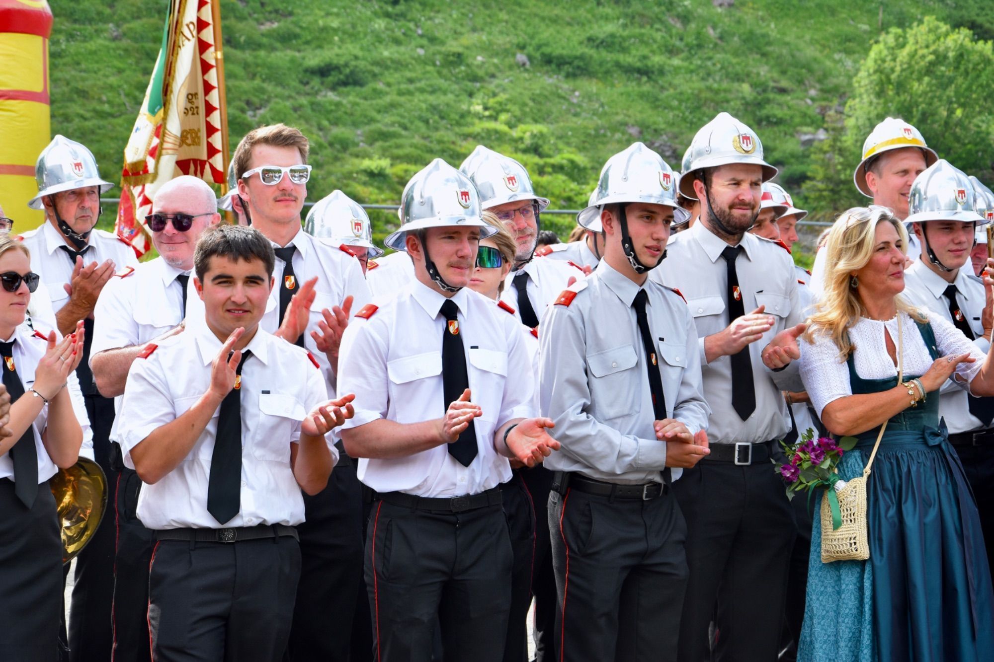 Fahrzeugweihe der Feuerwehr Zürs
