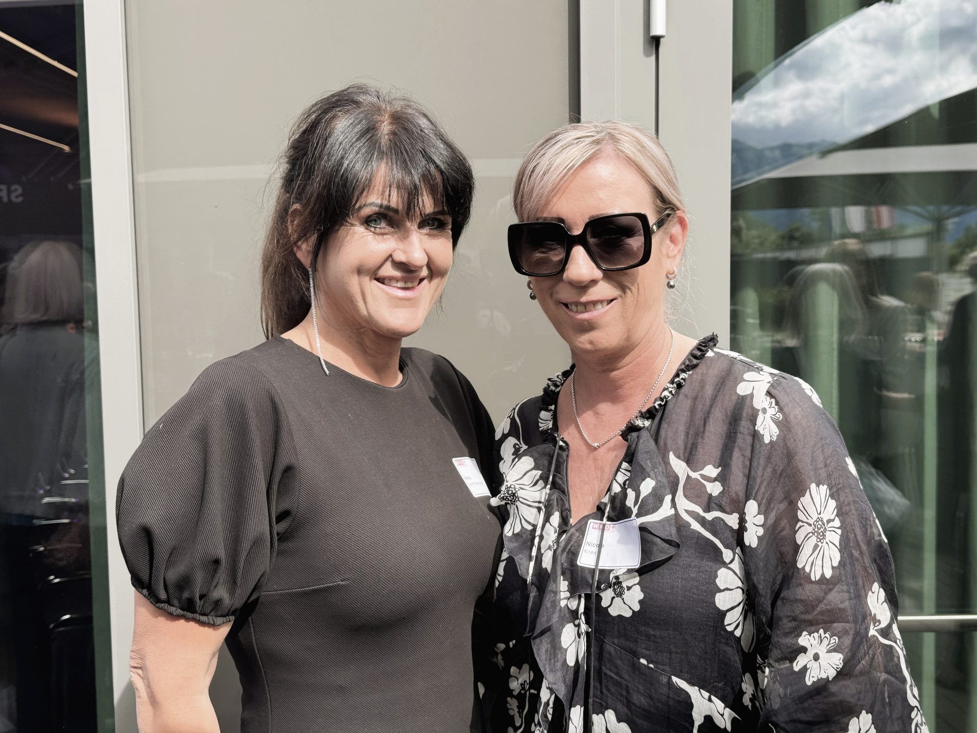 Petra Heim-Meusburger und Nicole Knes.