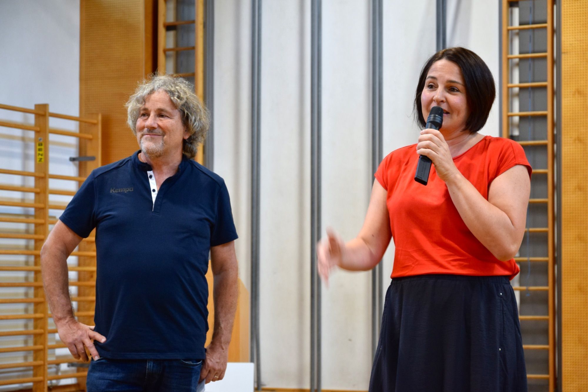 Moderator Rainer Schallert und LTVP Monika Vonier