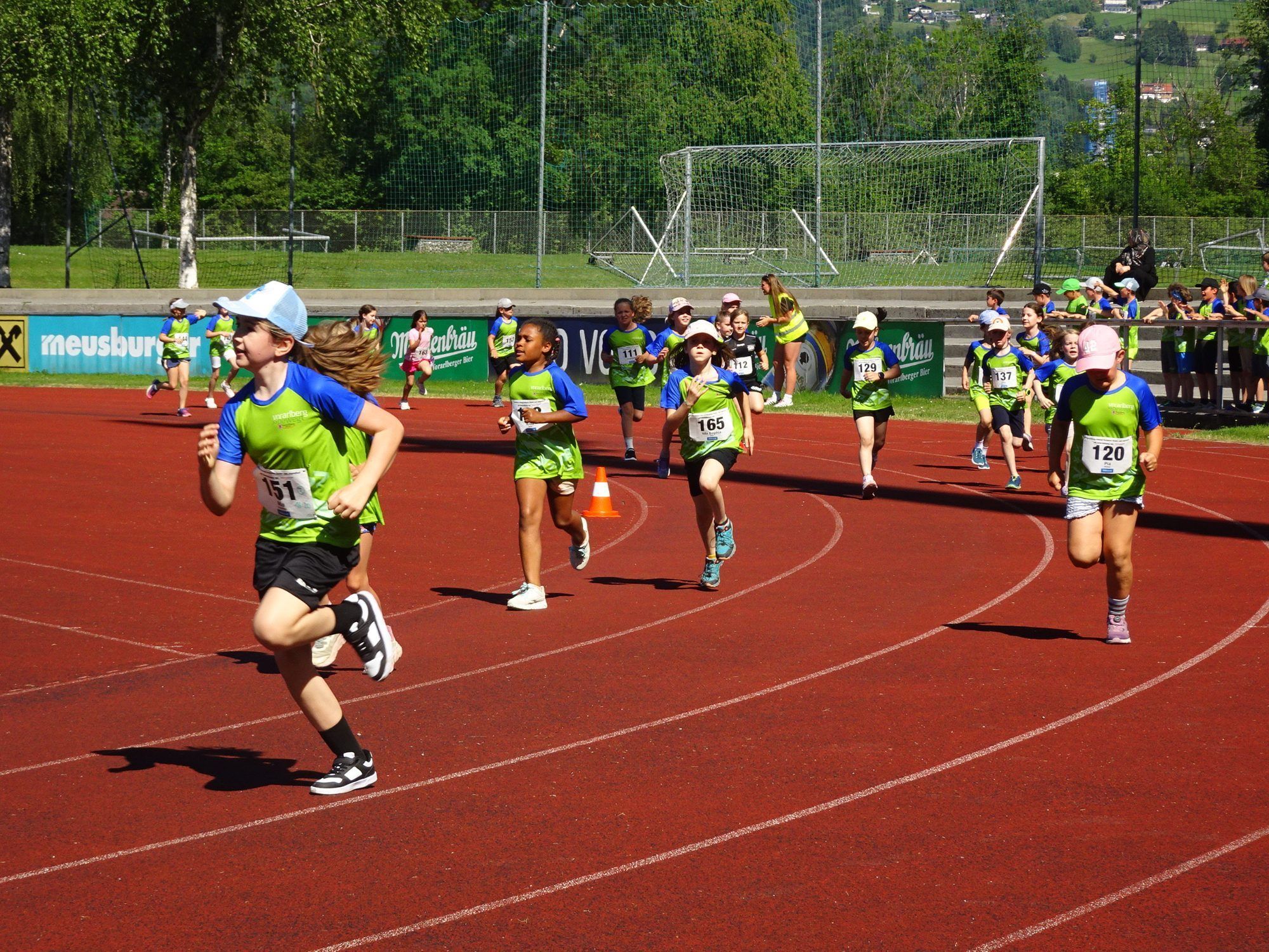 Der Kinderlauf lockte zahlreiche Nachwuchssportler in die Birkenwiese.