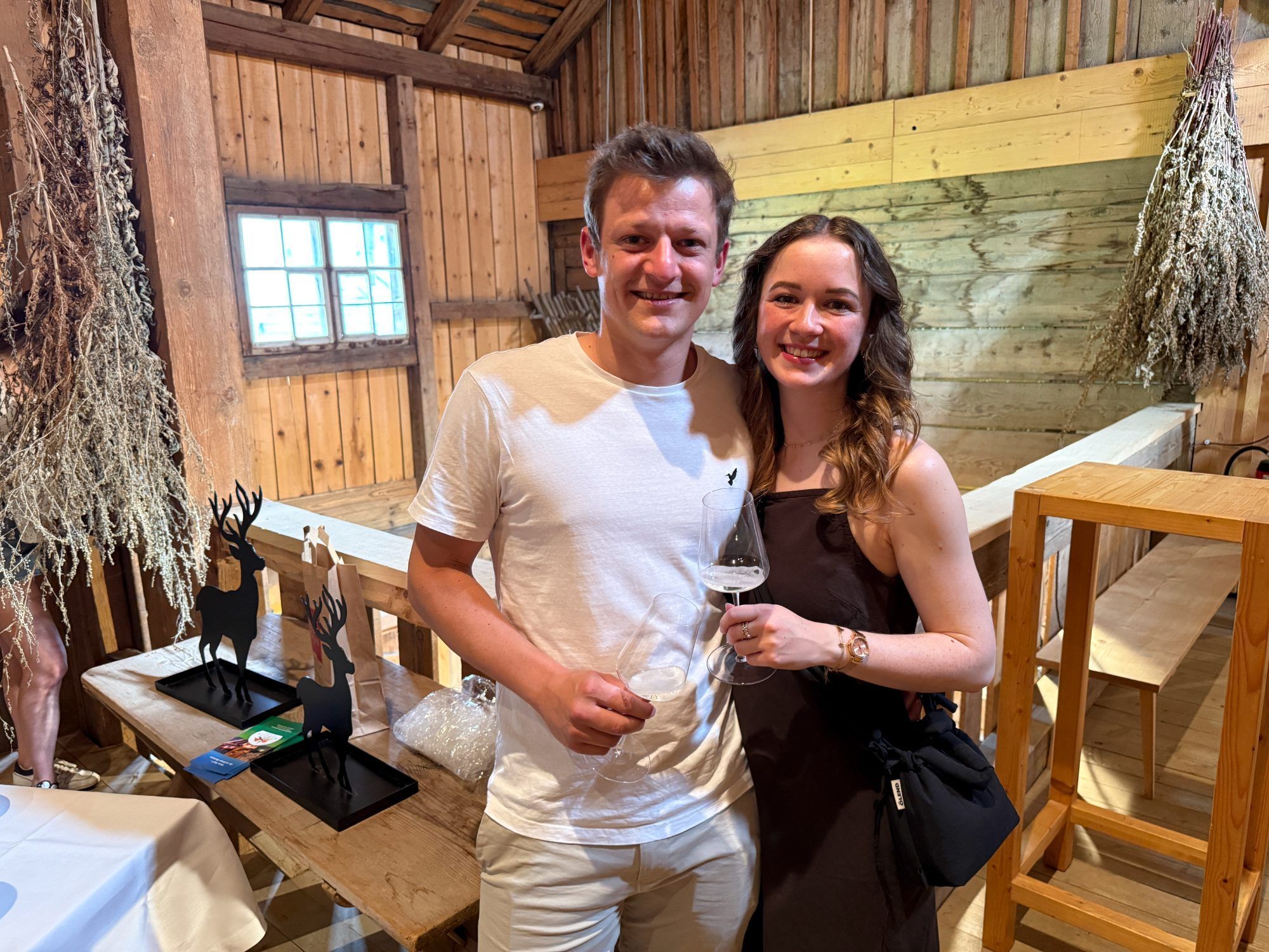 Fensterexperte Jan Schwarzmann und Alessa Greber