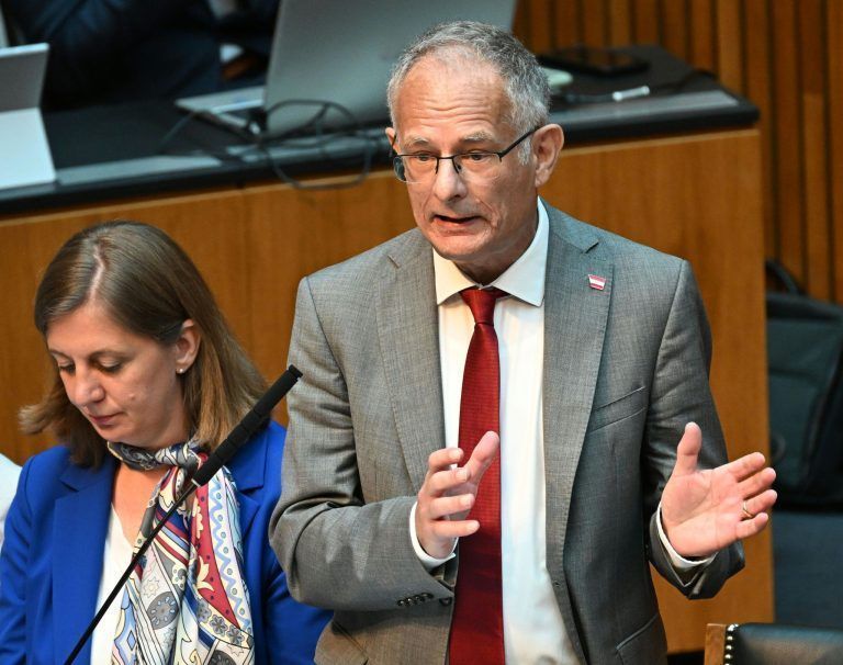 Ein Finanzminister zwischen Bachmann und Budgetlücke