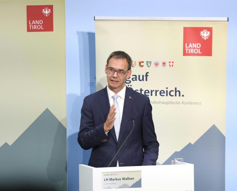 "Damit sind wir bei der Frage: Was geschieht mit den Bildungsdirektionen?"