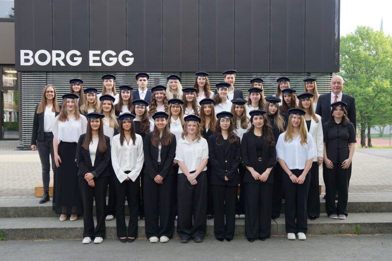 BORG Egg - 8ab.jpg