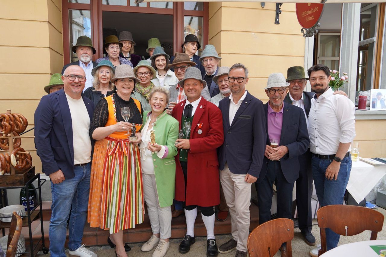 Zwei "Ehrenseebrünzler" von der Fluh