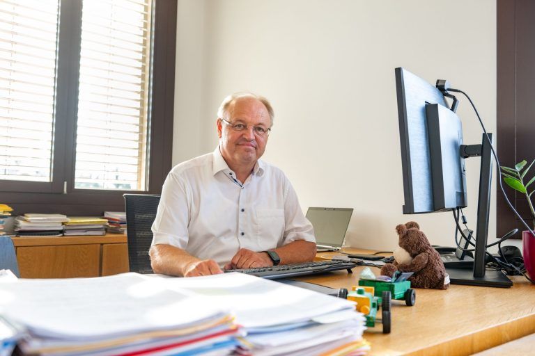 Bürgermeister Elmar Rhomberg ist zurück im Amt