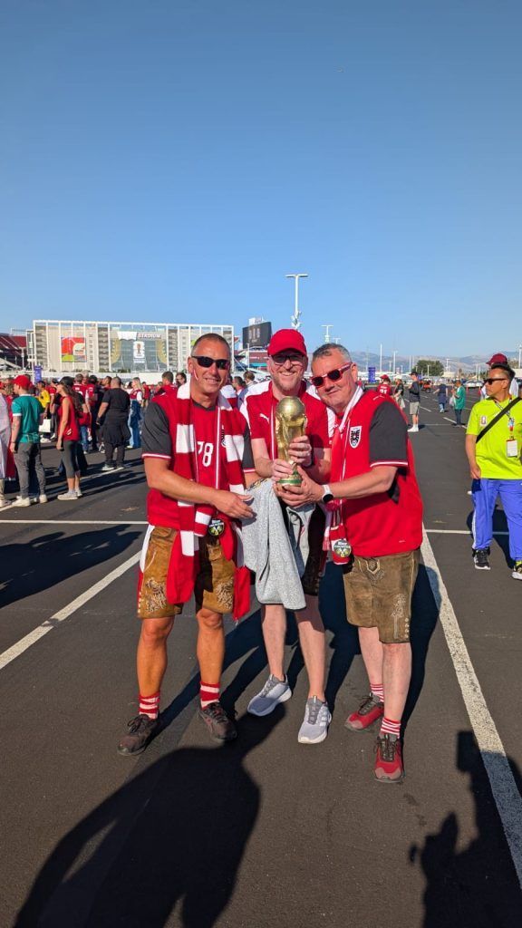 Friedliche Stimmung vor dem Spiel
