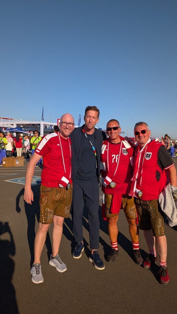 Friedliche Stimmung vor dem Spiel