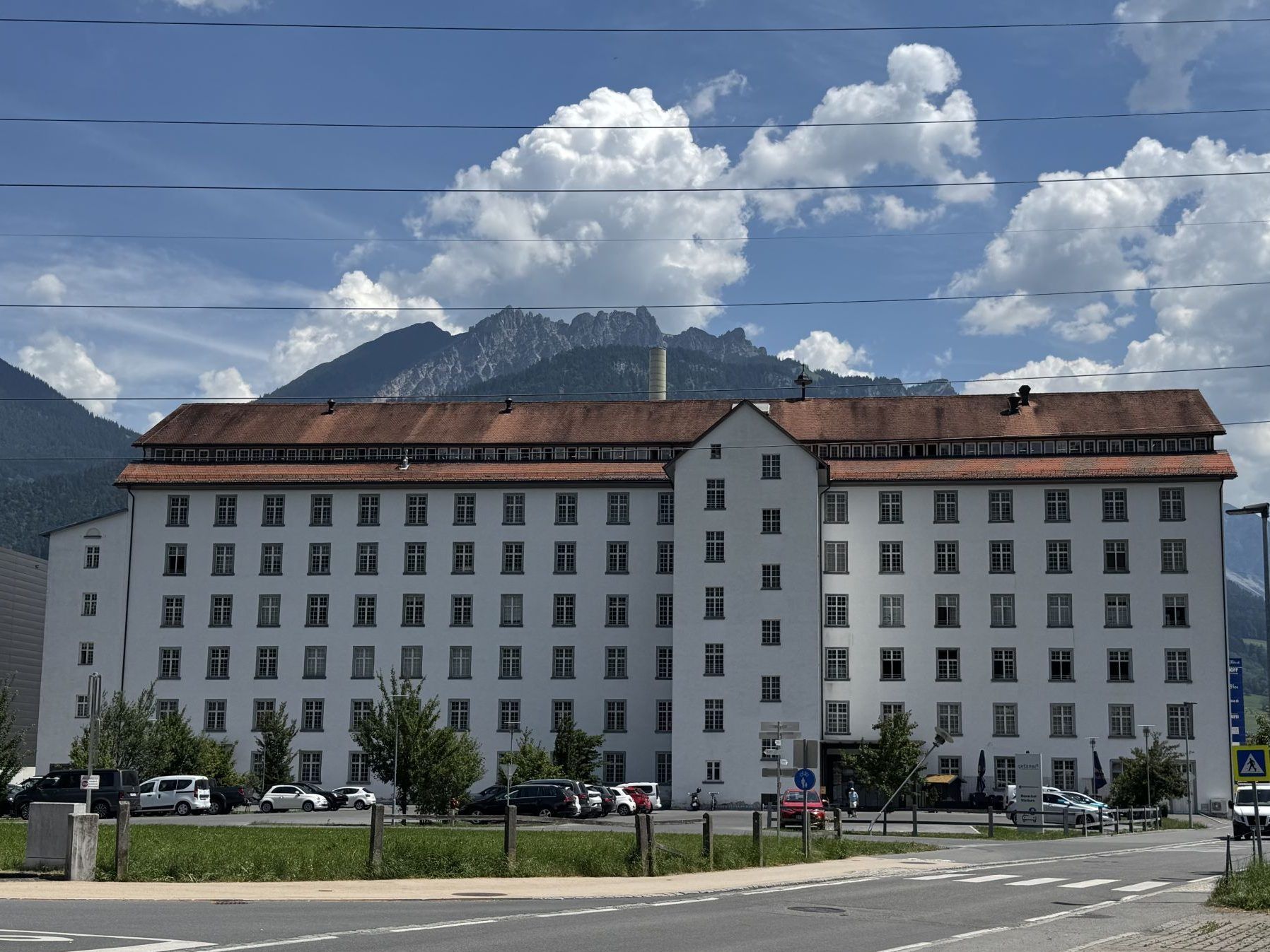 Mit Stricknadeln durch den Krieg: Die Bürserin Nella Stepien wird 100.