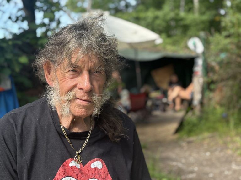 "Ich will es hier nur sauber und meine Ruhe haben" – Walter Batruel kämpft um seinen Zufluchtsort