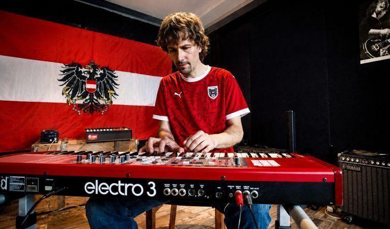 Letzte Minute, WM-Song