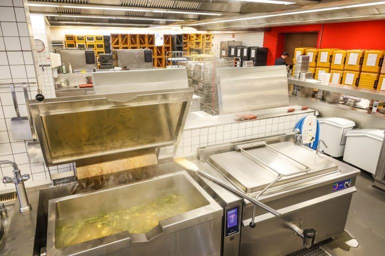 "Wir kochen nicht nur das, was Kinder essen wollen. Sondern vor allem, was sie essen sollen"