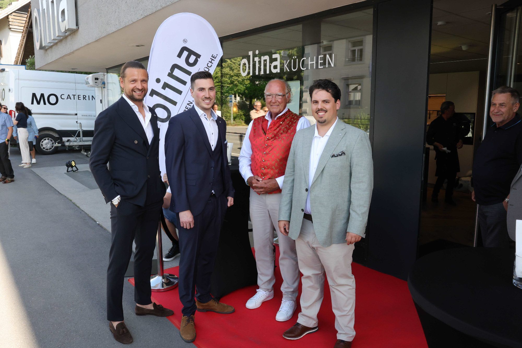 Junges Duo startet mit "Olina" durch