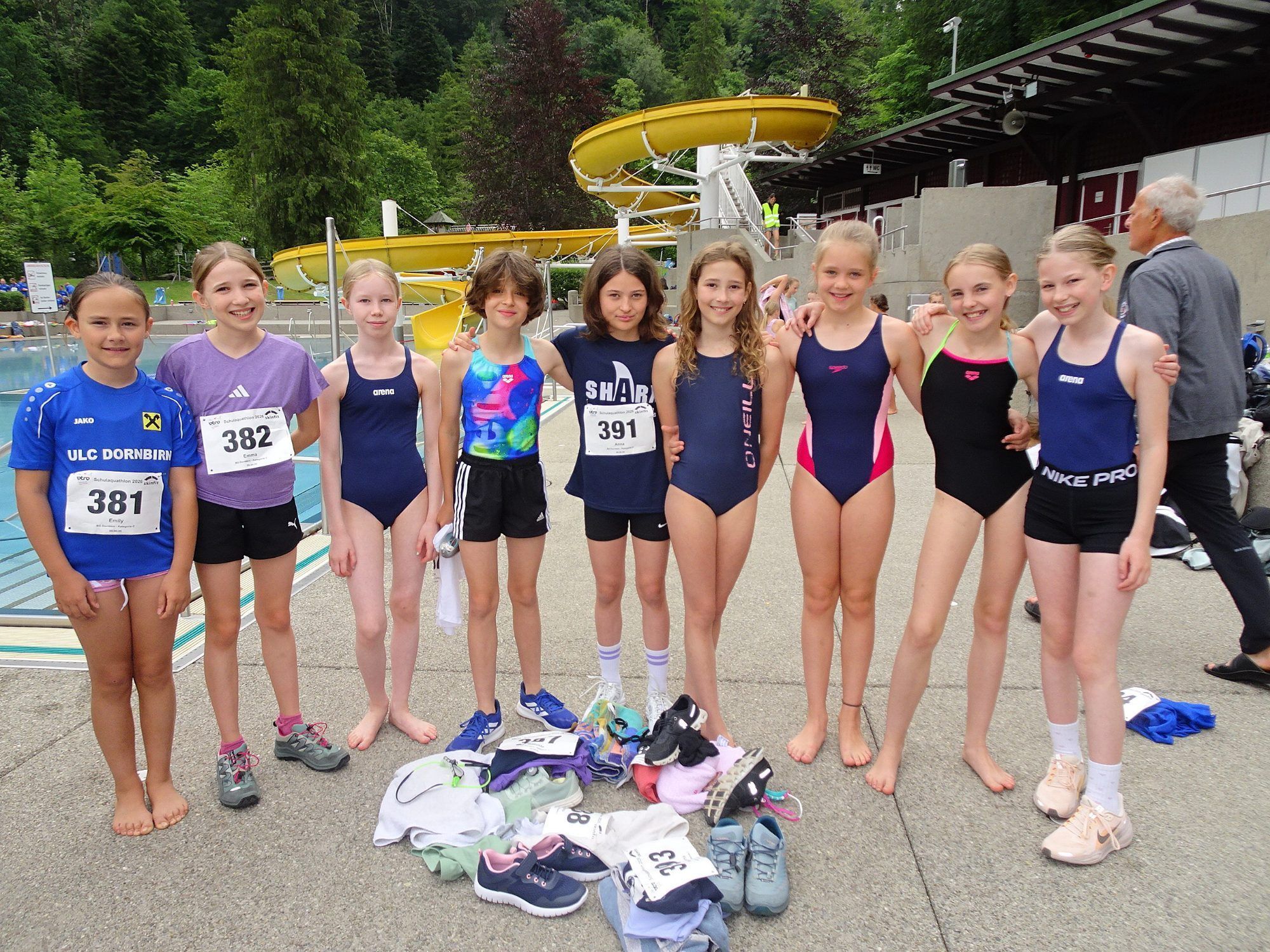 Die Mädels vom BG Dornbirn waren begeistert vom Schulaquathlon, der heuer zum 23. Mal stattfand.