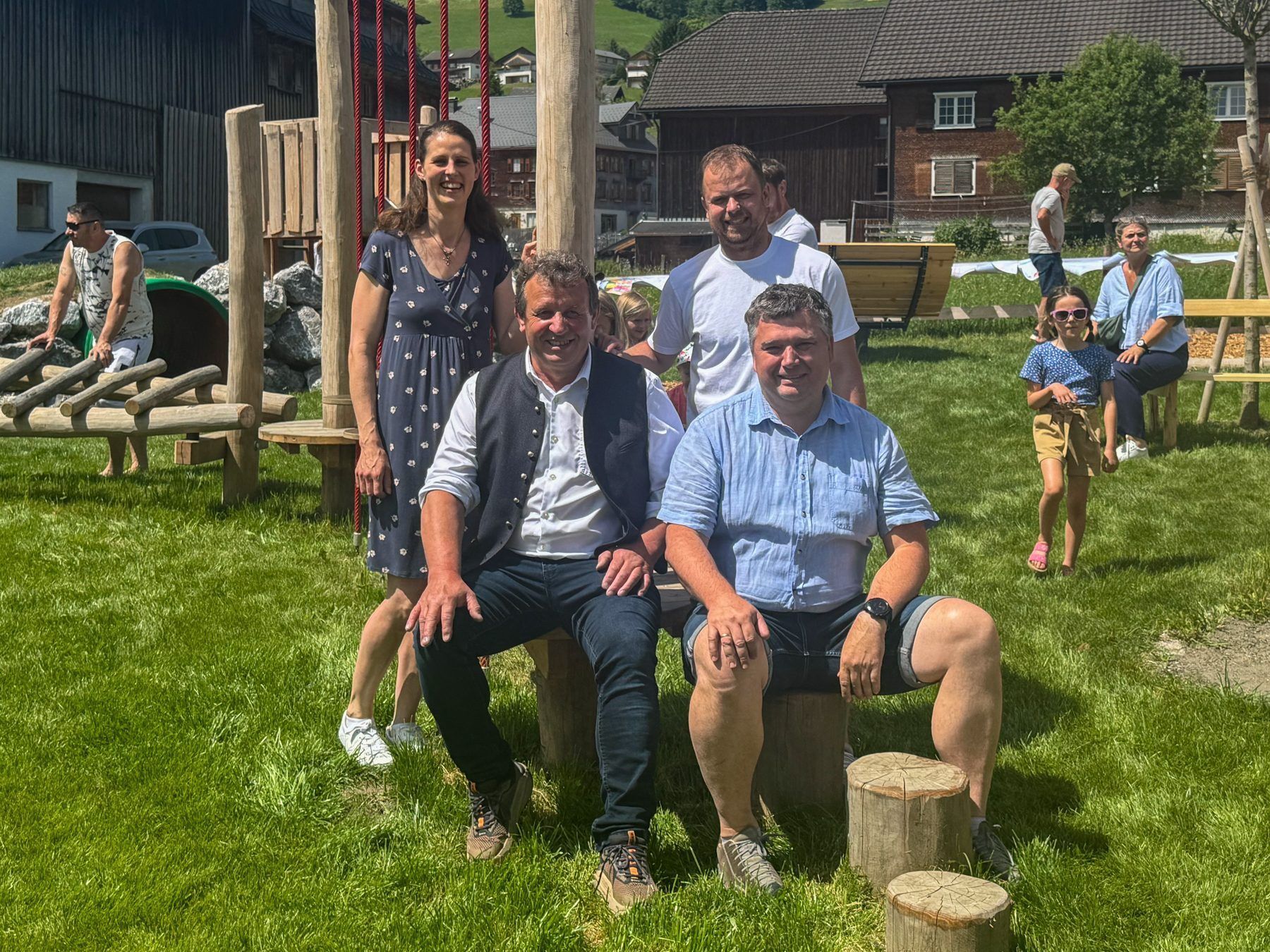 Gemeindevorstände, Claudia Albrecht, Peter Wolf, Herbert Greber und Bürgermeister Seftone Schmid