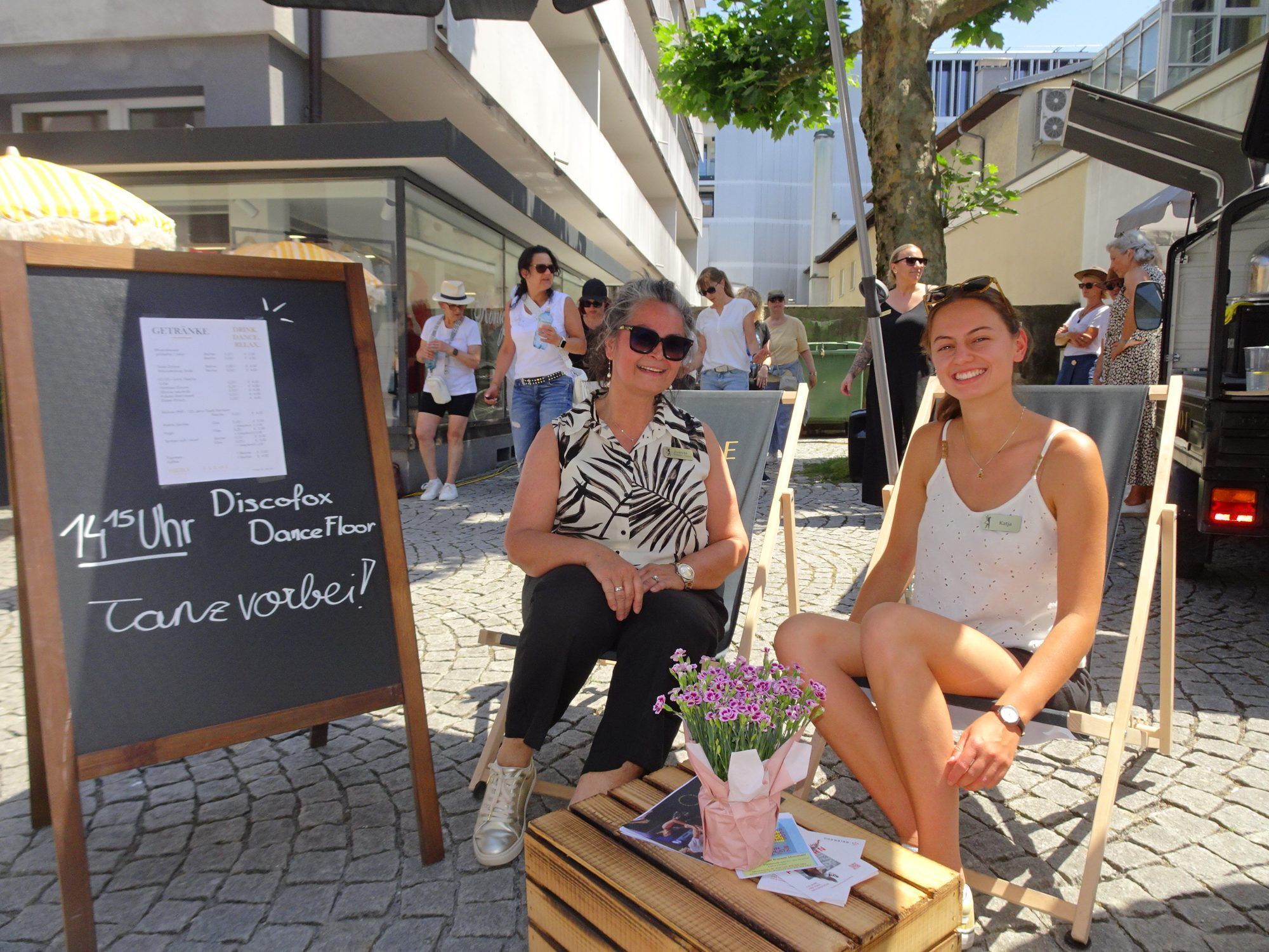 Bereits am Freitagnachmittag gut besucht: Der Stand der Tanzschule Hieble.