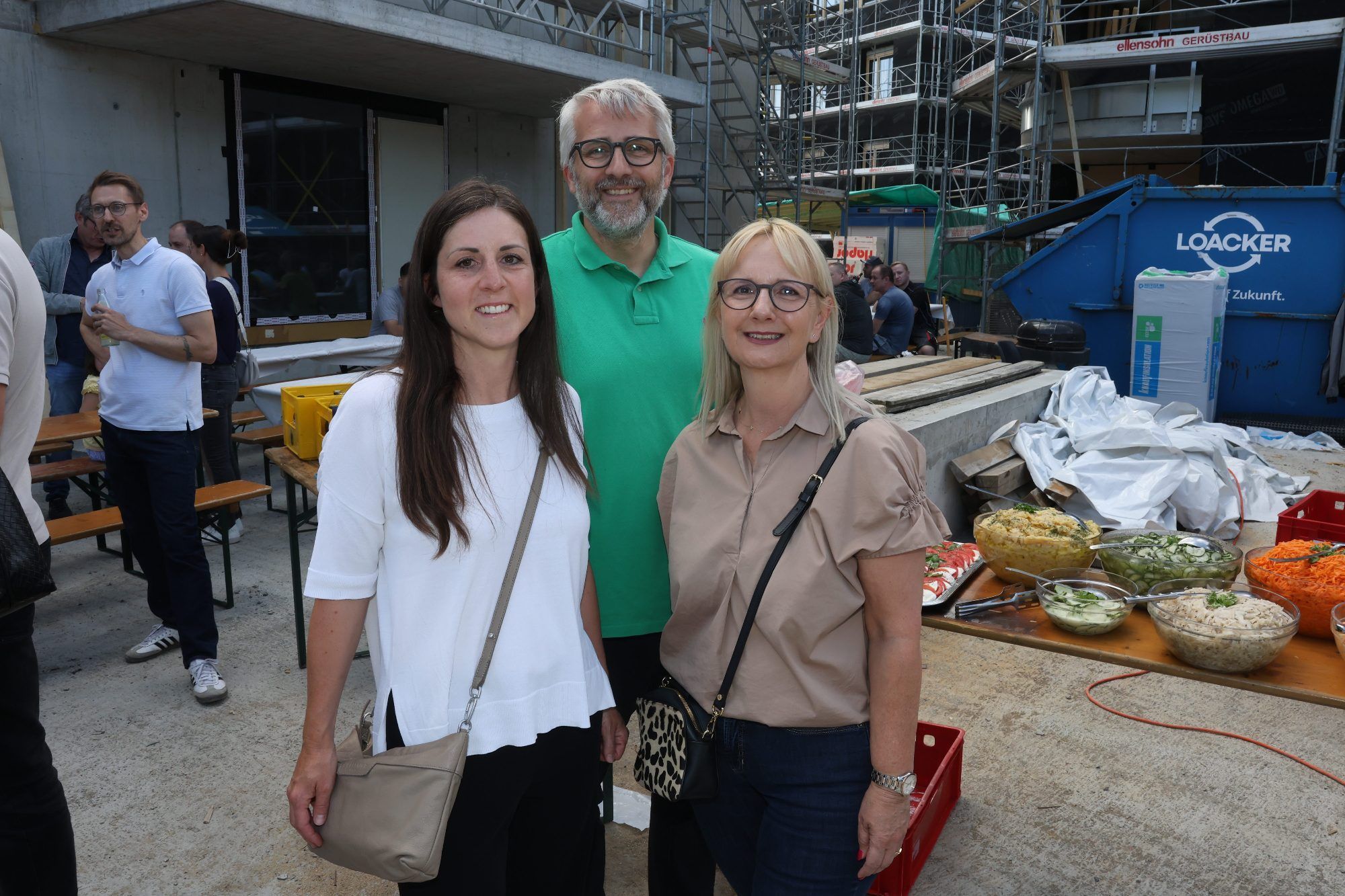 Martina Teitner (BMU), Gemeindesekretär Konrad Ortner und Waltraud Amann (BMU).