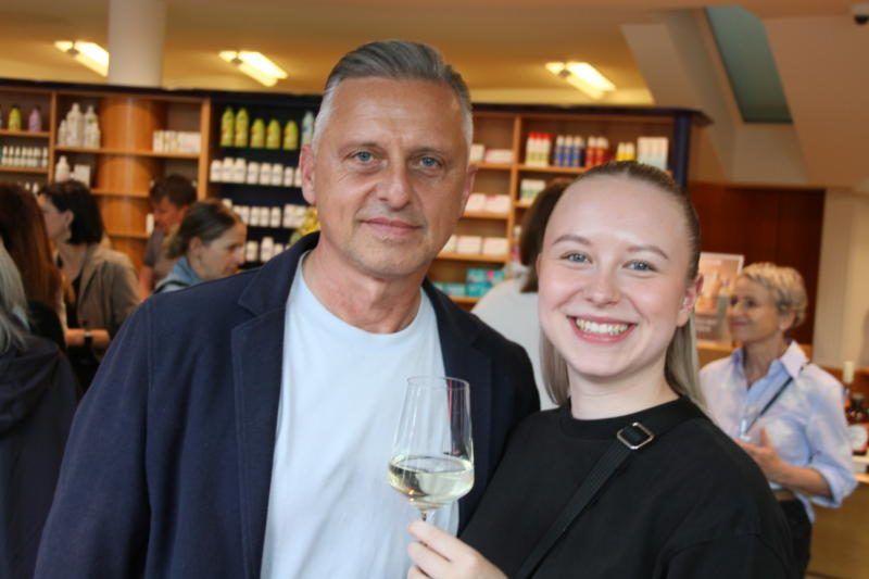Vater und Tochter: Thomas Cajnko mit Gina Cajnko.