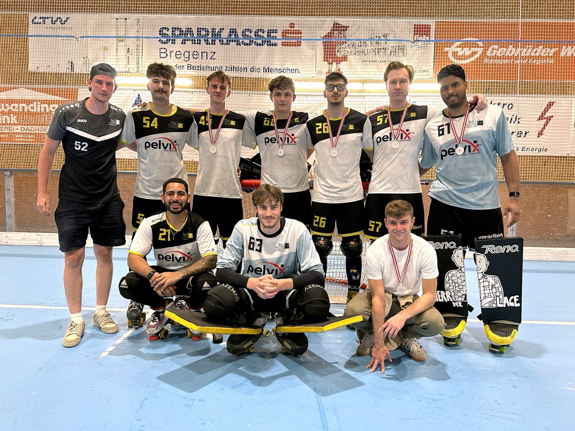 (Bild: RHC) Beim Ö-Meisterschaftsfinale gab es die Silbermedaille für den RHC Dornbirn. Die Enttäuschung über die verpasste Titel-Chance währte nur kurz, der Blick richtet sich bereits nach vorne. 