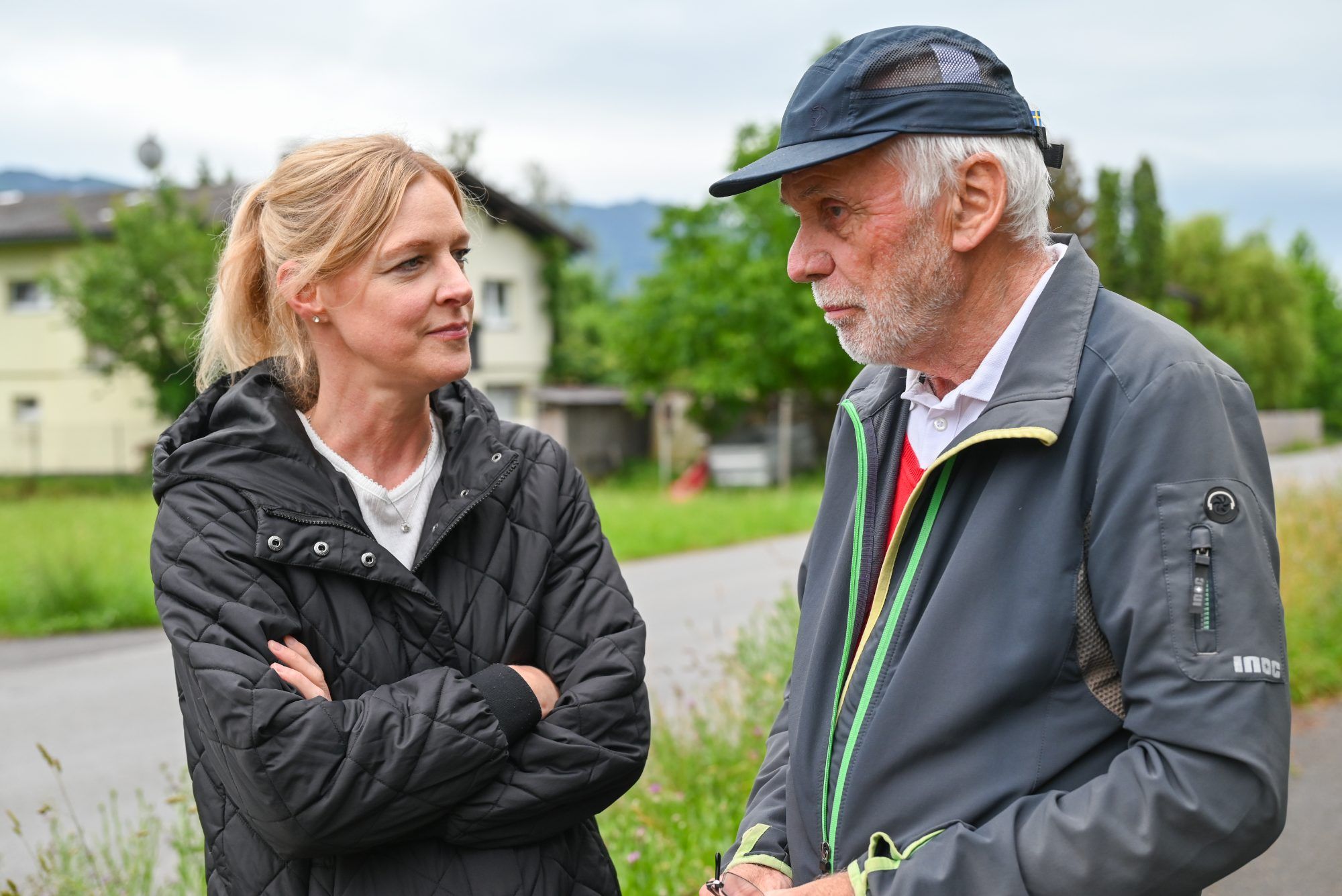 Manfred Hagen vom Mobiliätsausschuss erzählt von den beeindruckenden Fahrgastzahlen dieser Linie.