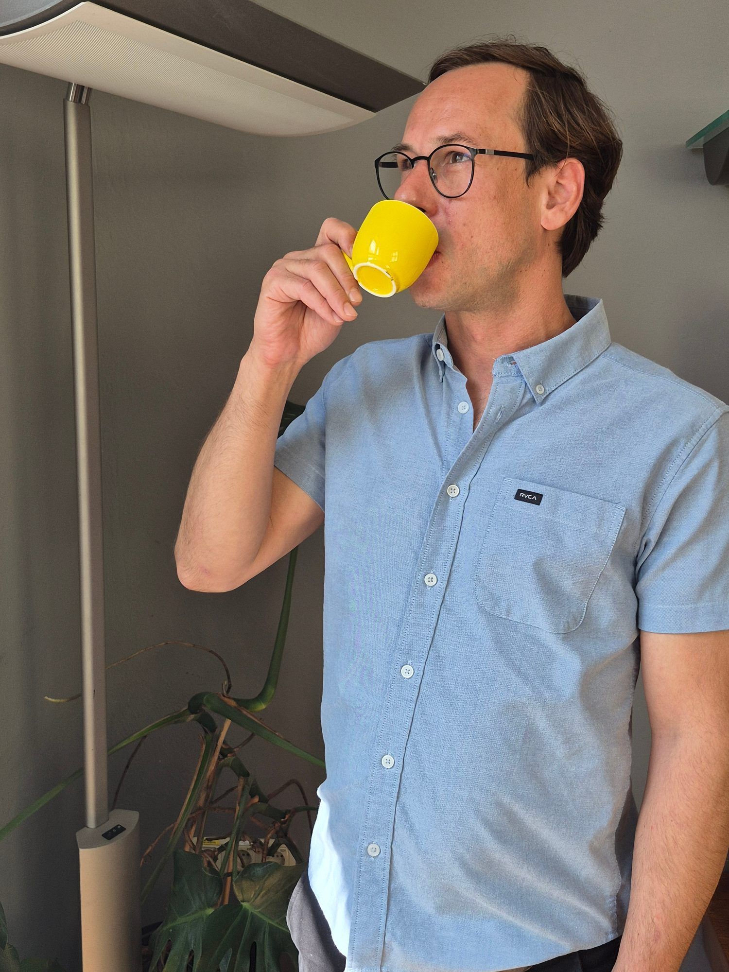 Richard Praschil ist Webentwickler mit Kaffeeantrieb und einer Schwäche für gute Ideen. JH 