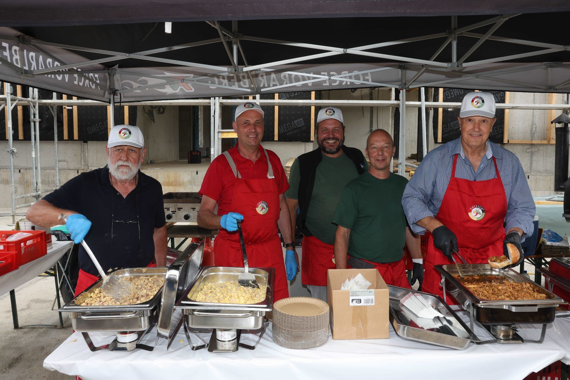 Verpflegungsteam vom Obst- und Gartenbauverein.
