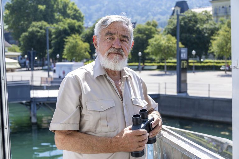 "Der Bodensee ist ein scheinheiliges Gewässer", sagt der Schiffsoffizier und nimmt die letzte Prüfung ab