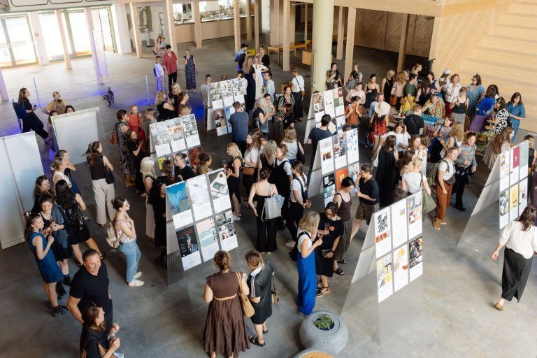 Gruppenausstellung macht weibliche Kreativwirtschaft sichtbar