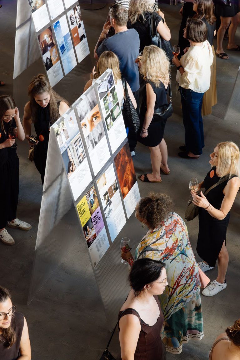 Gruppenausstellung macht weibliche Kreativwirtschaft sichtbar