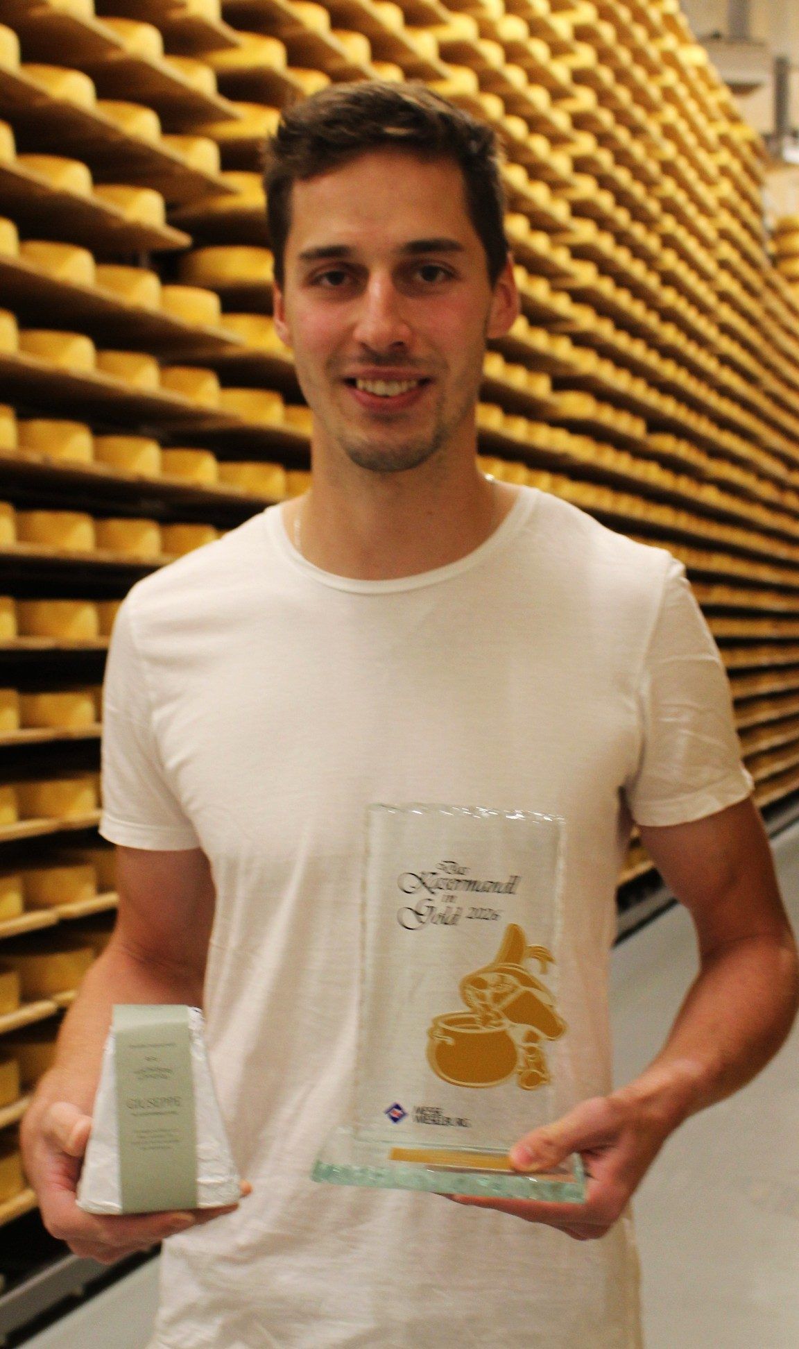 Von Null auf Hundert – Johannes Fink erreichte mit der „neuen“ Weichkäse in rei Schnepfau auf Anhieb höchste Auszeichnungen in Wieselburg und Frankfurt. PETER STRAUSS