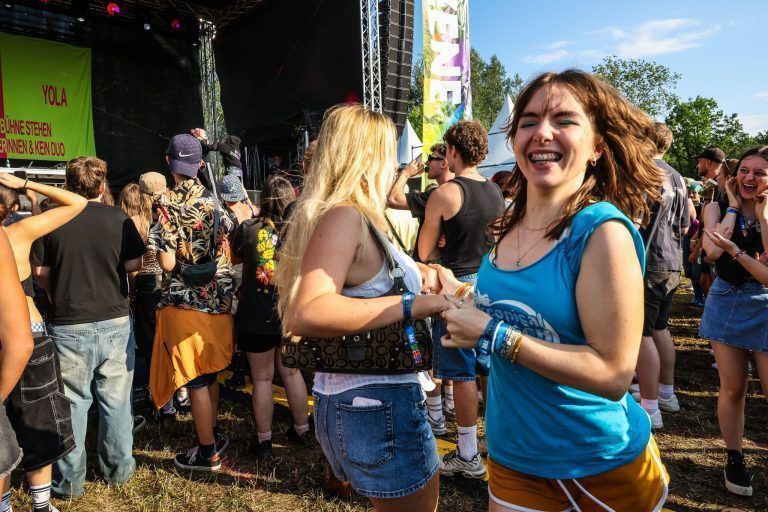 Zwischen "Bud Spencer"-Katerfrühstück und Abkühlung: Der zweite Tag beim Szene Openair