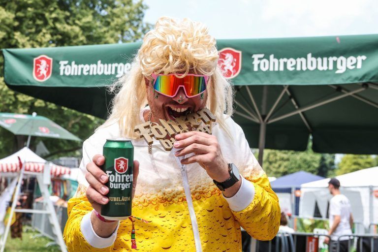 Zwischen "Bud Spencer"-Katerfrühstück und Abkühlung: Der zweite Tag beim Szene Openair