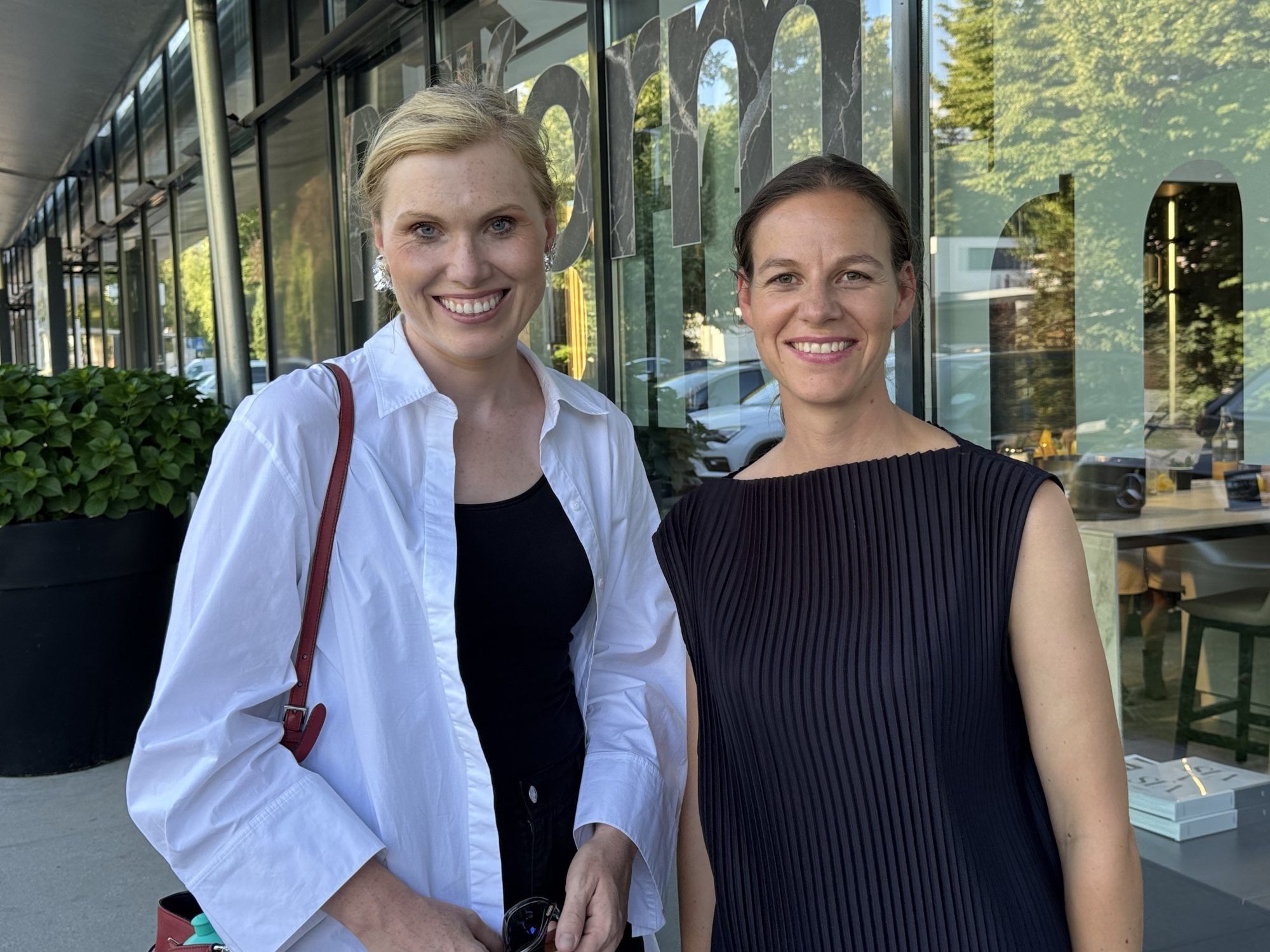 Innenarchitektin Karolina Sagmeister und Architektin Nora Heinzle.