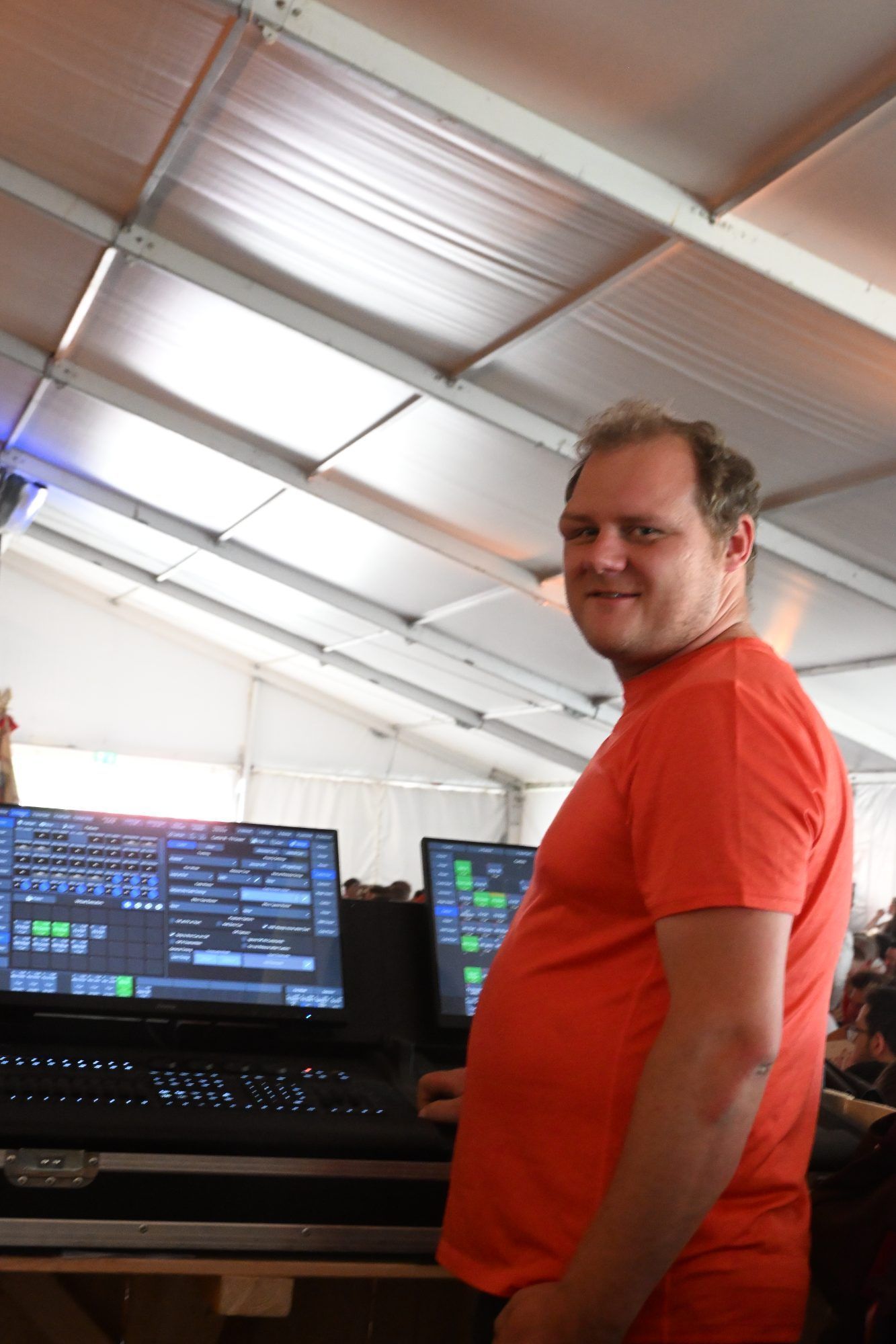 perfekte Technik im Zelt: Gebhard Ofner