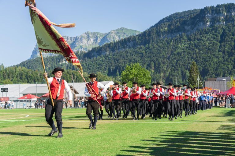 Ein heißer Kampf: Alarmstufe Gold für Düns