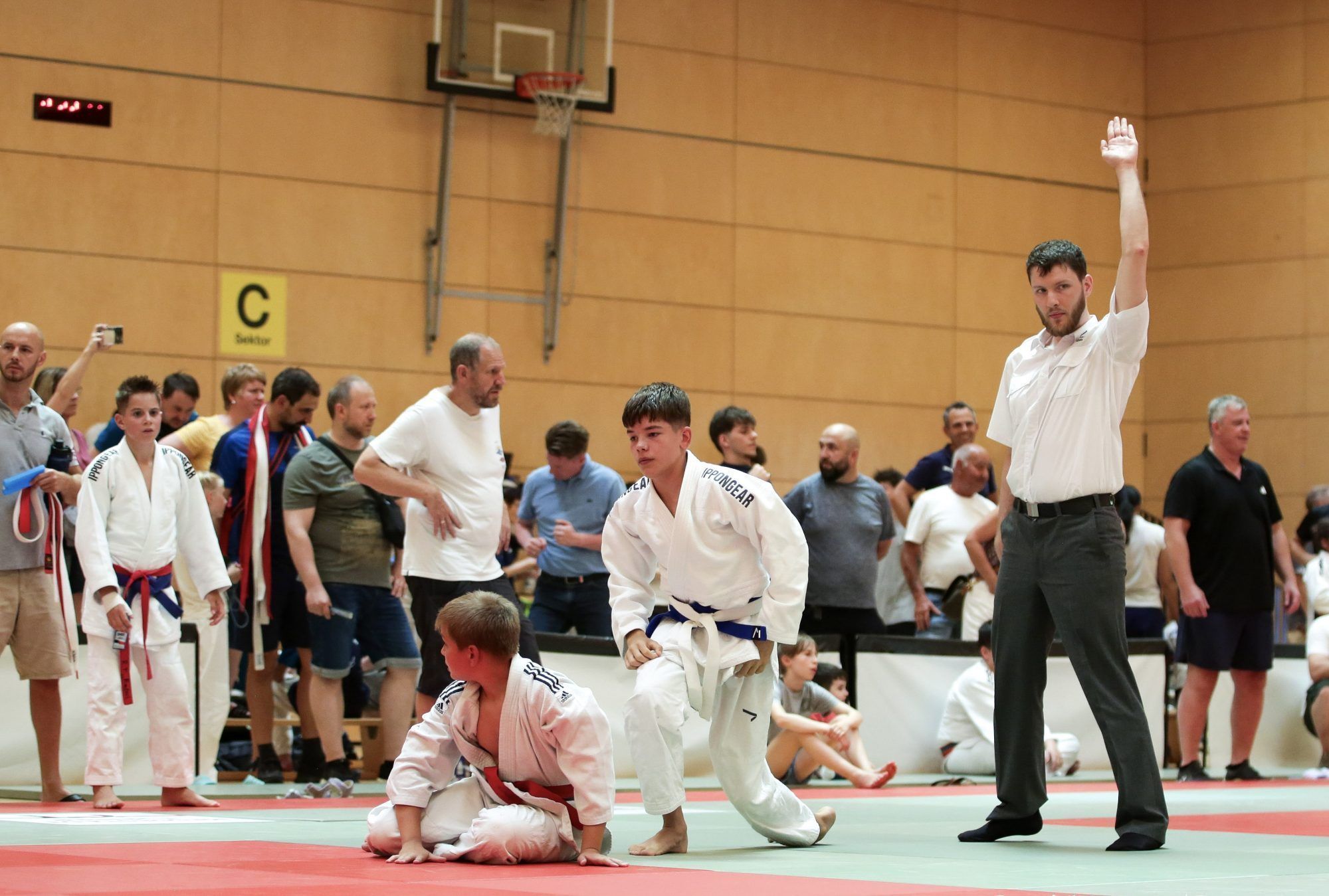 Konzentriert bis zum Schluss: Jeder Kampf verlangte den jungen Athletinnen und Athleten alles ab.