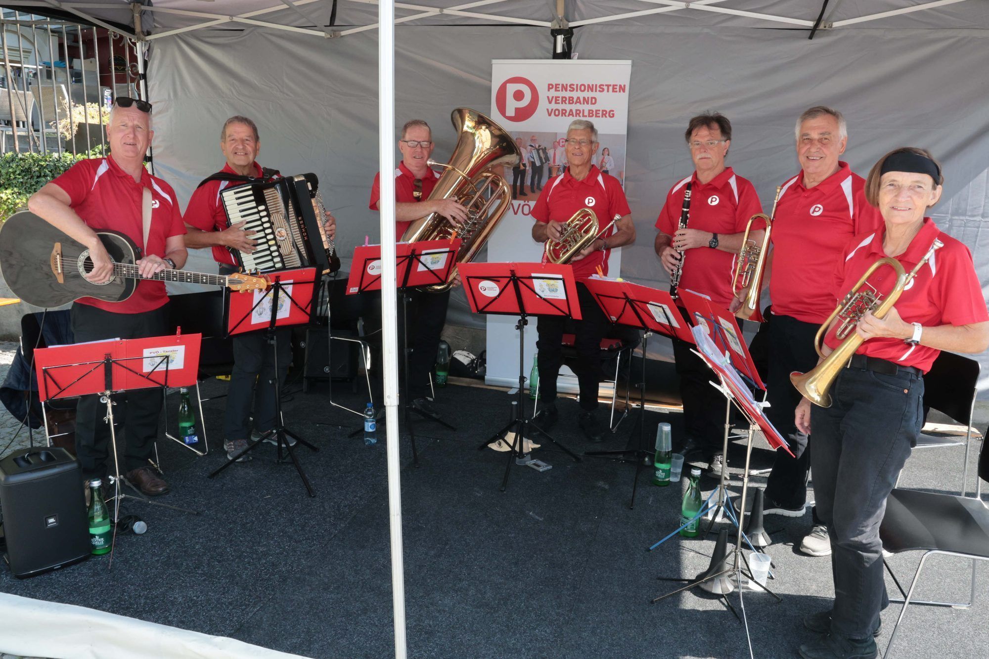 Die Pensionistenverbands-Band mit Manfred Allmayer (4.v.l).