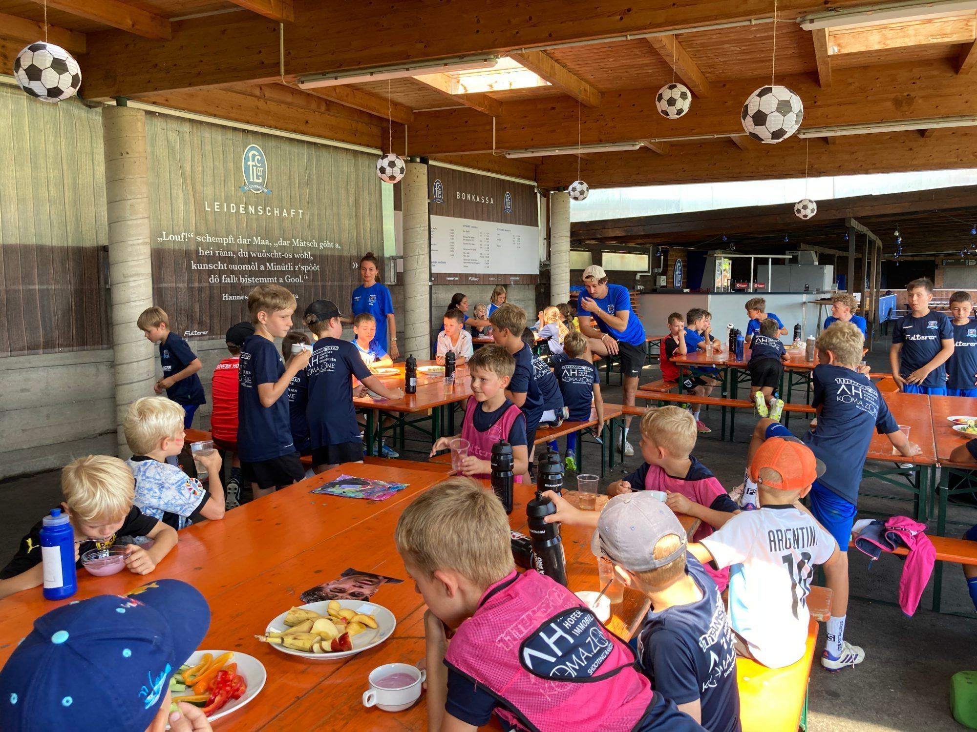 Fußball, Bewegung und jede Menge Spaß sorgten im School is out Camp des FC Lustenau für eine abwechslungsreiche Ferienwoche.