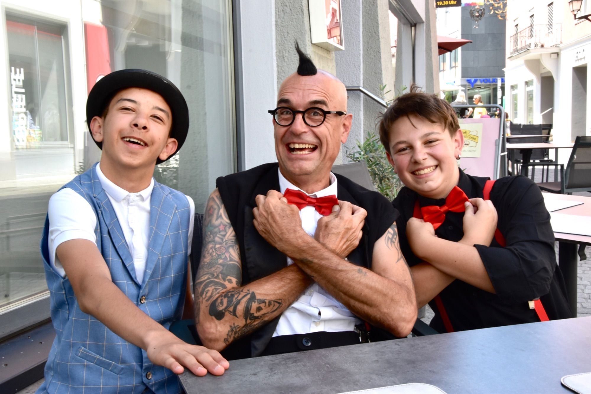„Magic Timur“, „Albi der Zauberfuzzi“ und „Magic Fabio“.