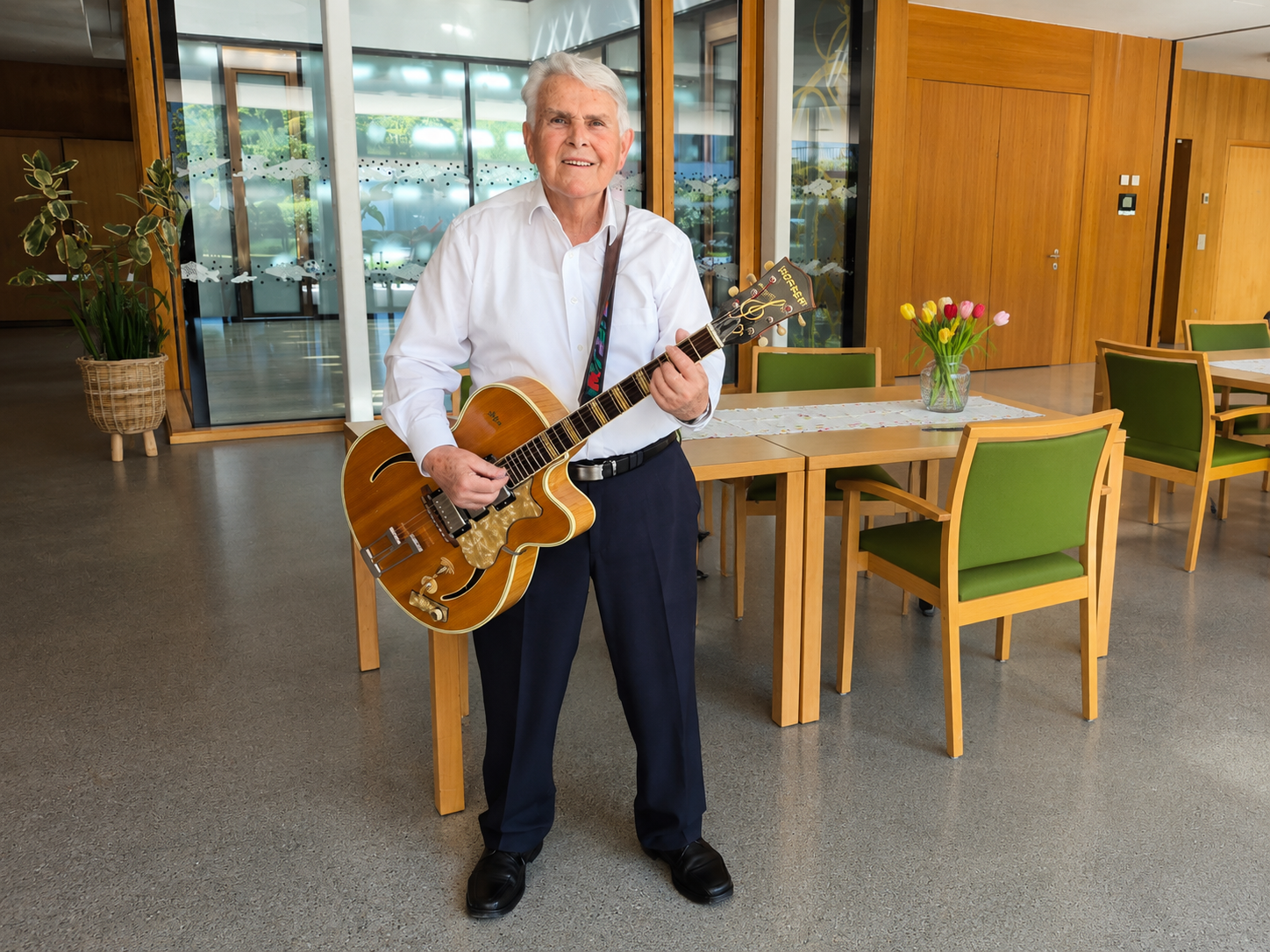 Von Kindheit an ist Musik die große Leidenschaft von Heinz Blum, der er bis heute frönt.