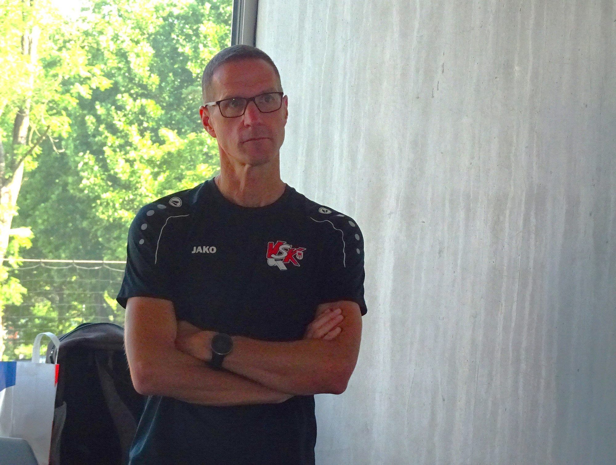 Mit Robert Schörgenhofer war ein ehemaliger FIFA-Schiedsrichter zu Gast am Sportgymnasium Dornbirn.