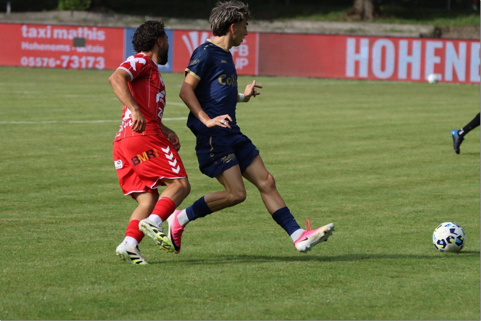 Bilder vom Spiel Hohenems vs Hertha Wels - alle Fotos von Knobel
