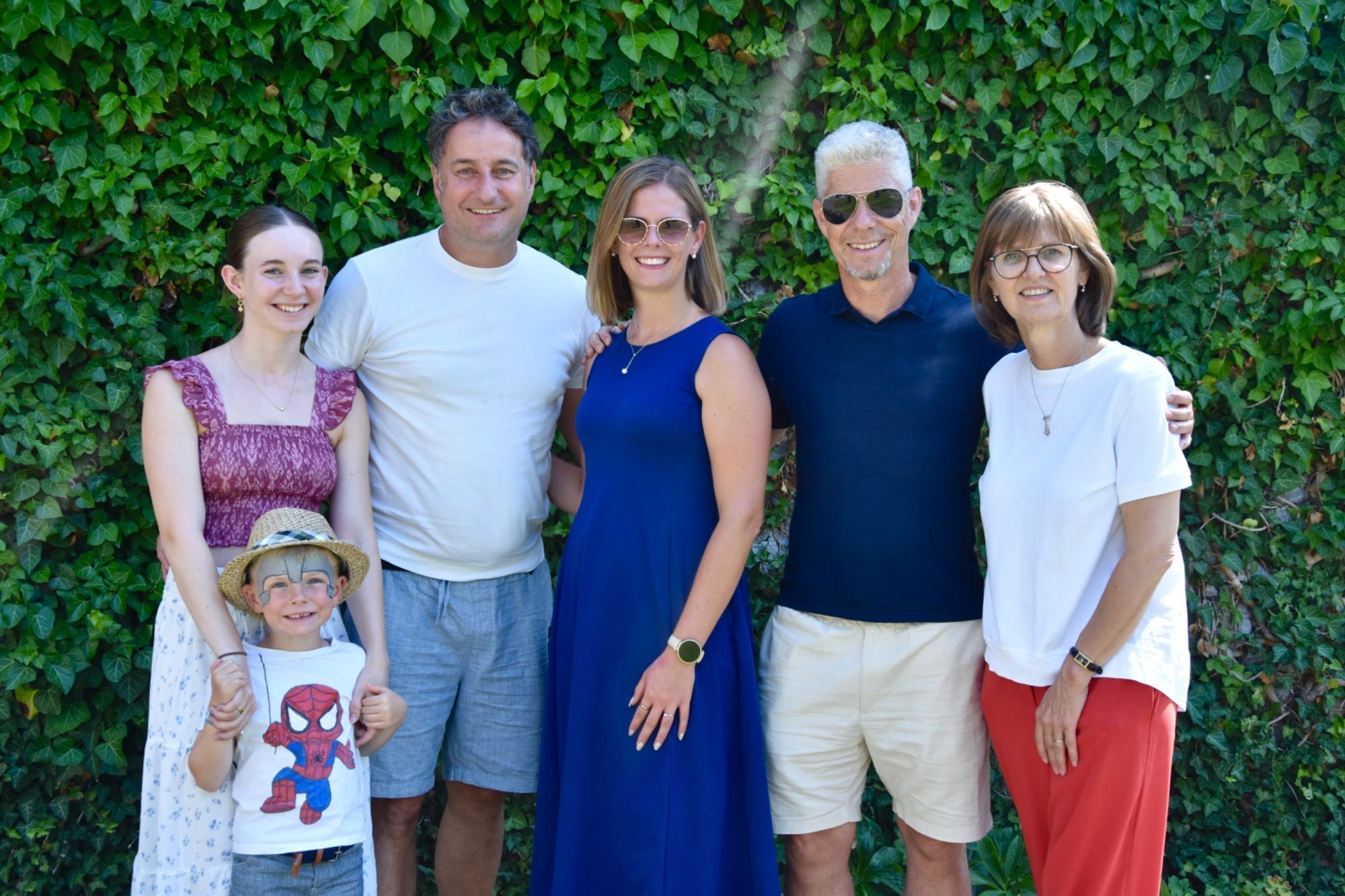 Sofie und Joël Schreiber, Thomas Pachole, Isabella und Thomas Schreiber (Sparkasse-Vorstandsdirektor) und Natascha Arzberger (Stadtmarketing Bludenz).