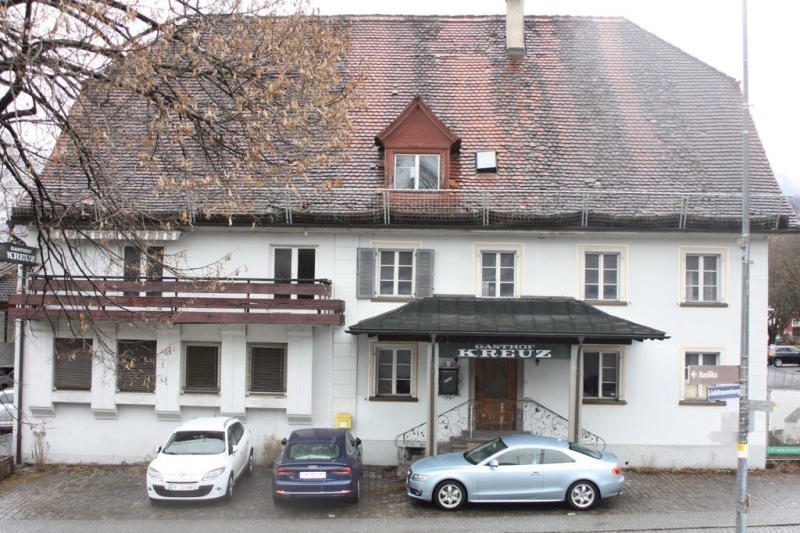 Schandfleck in Rankweil seit 2013. GH Kreuz aber nun vor der Umsetzung.