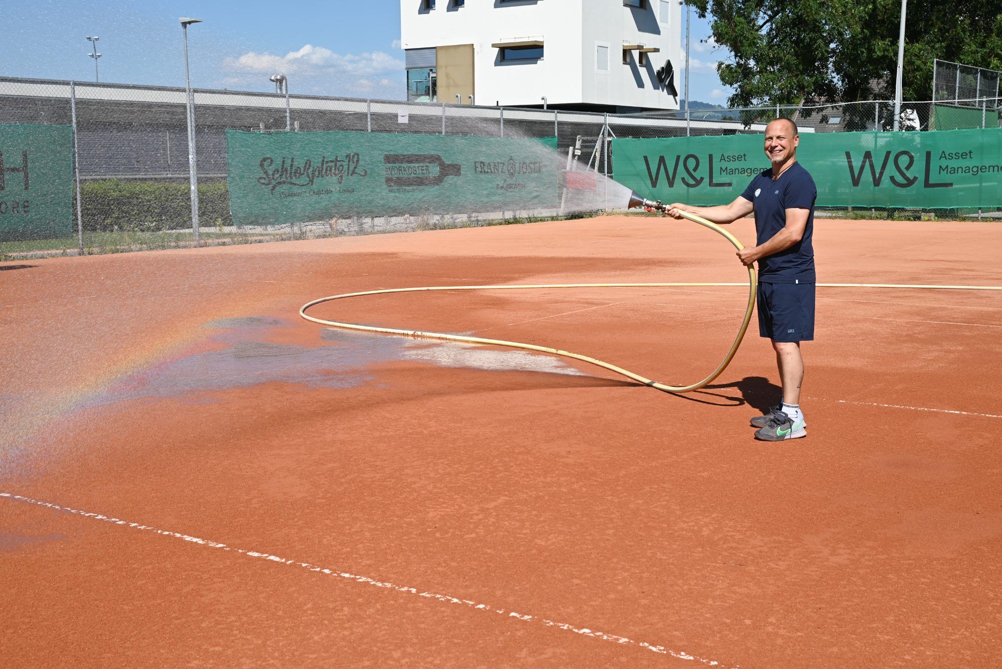 Die Sandplätze beim Tennisclub Lustenau sind gut 60 Jahre alt und müssen saniert werden.